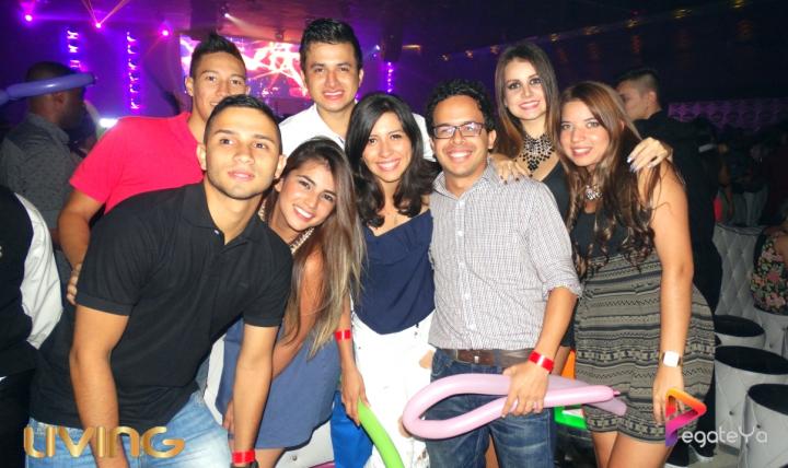 Foto 14 de Living - Abril 25 del 2015 en Living Night Club, Cali