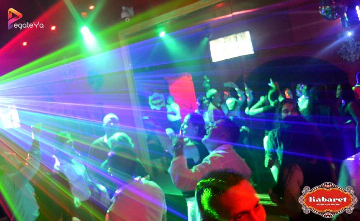 Foto 7 de Kabaret Bar - 1er Fds Abril 2017 en Kabaret - Granada, Cali