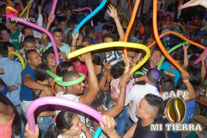 Foto 6 de CAFE MI TIERRA - 1er FDS Marz 2016 en Cafe Mi Tierra, Cali
