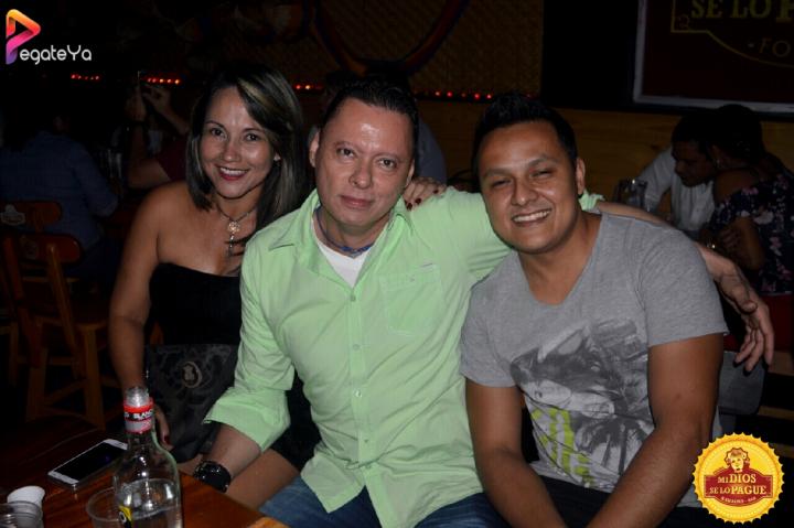 Foto 33 de Mi Dios se lo Pague - 5to Fds Abril 17 en Fonda Mi Dios Se Lo Pague, Cali