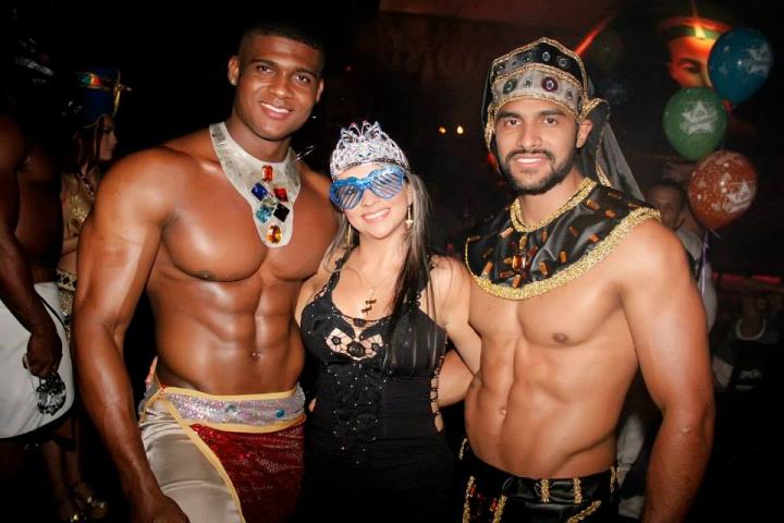 Foto 14 de FOTOS AMARNA MEDELLIN - 23 Mayo de 2015 en Discoteca Amarna Medellin, Medellín
