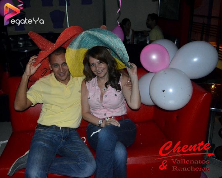 Foto 24 de Chente - Amor & Amistad 2016 en CHENTE Vallenatos y Rancheras, Cali