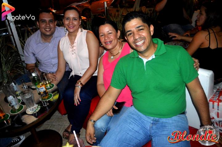 Foto 38 de Blondie - 1er Fds julio 2016 en Blondie Bar Cali, Cali