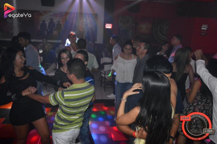 Foto 15 de Ampm Bar - 4TO Fds Abril 2016 en Am / PM Bar - Cali, Cali