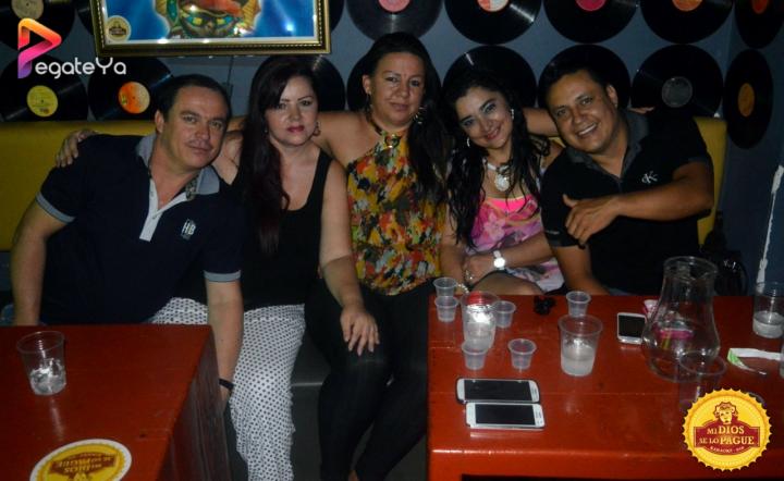 Foto 27 de Fonda Mi Dios Se Lo Pague - Amor y Amist en Fonda Mi Dios Se Lo Pague, Cali