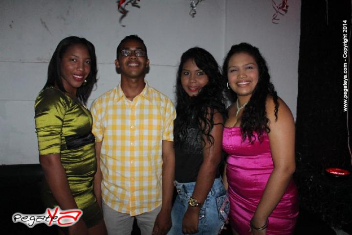 Foto 15 de BAHIA CLUB 26 Y 27 de SEPT 2014 en bahia club, Cartagena