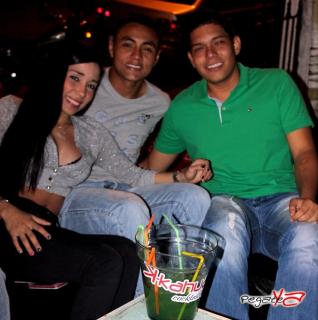 Foto 2 de Octubre 19 del 2013 en K-kahuate Shot Cali, Cali