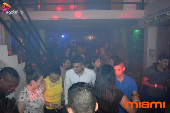 Foto 14 de Miami Bar - 4to Fds Abril 2017 en Miami Bar Cali, Cali