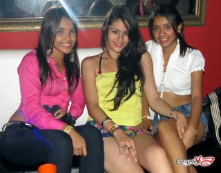 Foto 14 de Septiembre 28 del 2013 en Babel / Barra Libre Cali, Cali