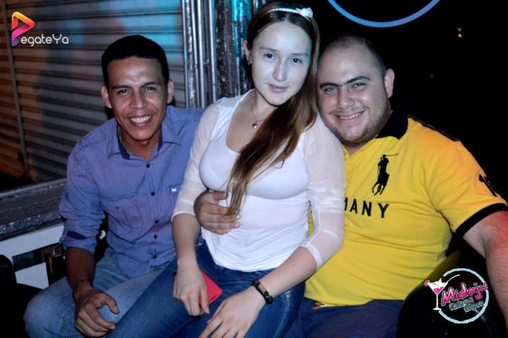 Foto 17 de Midaju - 5to FDS Agosto 2015 en Midaju Bar