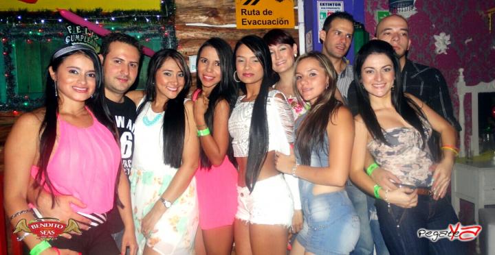 Foto 61 de Bendito Seas - Septiembre 13 en Discoteca Bendito Seas Medellin, Medellín