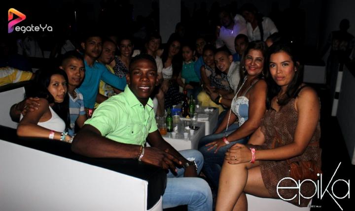 Foto 31 de Epika - Amor y Amistad 2015 en Epika Night Club, Cali