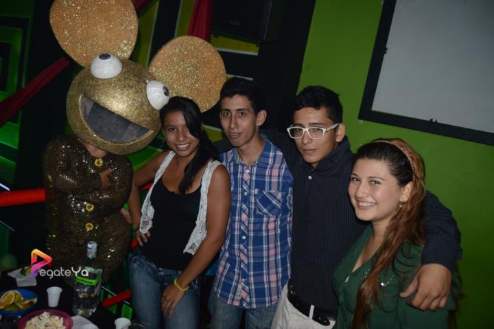 Foto 23 de El Manicomio sábado 27 de junio 2015 en Discoteca El Manicomio Bucaramanga, Bucaramanga