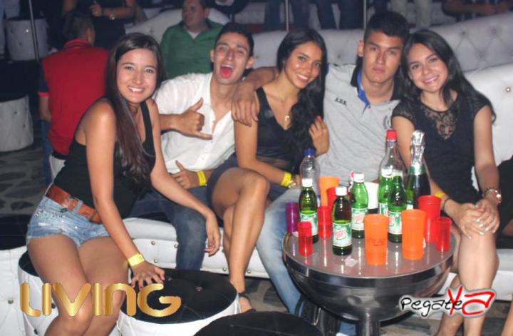 Foto 69 de Living Night Club - Oct 11 en Living Night Club, Cali