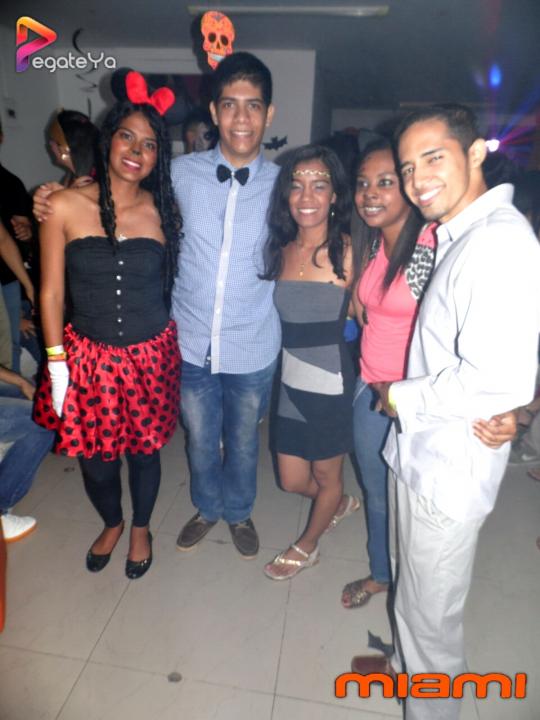 Foto 59 de Miami - Halloween 2015 en Miami Bar Cali, Cali