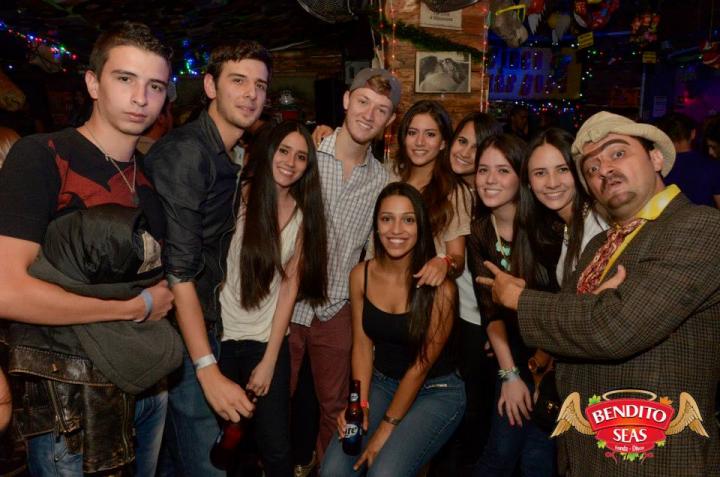 Foto 11 de Bendito Seas - Mayo 15-16 2015 en Discoteca Bendito Seas Medellin, Medellín