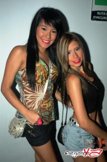 Foto 24 de J Balvin y Maluma en Space Menga, Cali