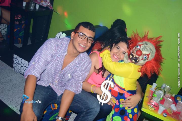 Foto 16 de El Manicomio sábado 22 de agosto 2015 en Discoteca El Manicomio Bucaramanga, Bucaramanga