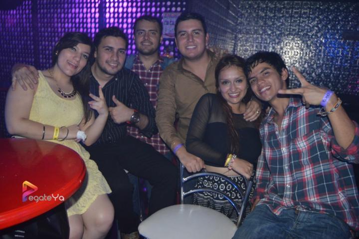 Foto 25 de Bar Bling sábado 28 de marzo 2015 en Bar Bling Bucaramanga, Bucaramanga