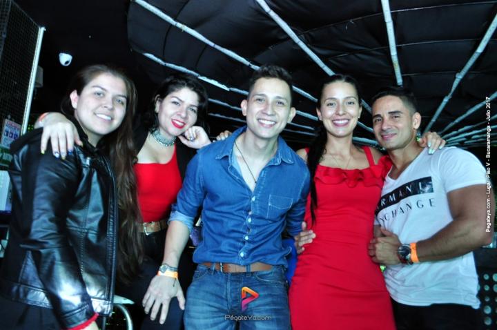 Foto 32 de PISO V - Sábado 5 de julio de 2017 en Bar Piso V Bucaramanga, Bucaramanga