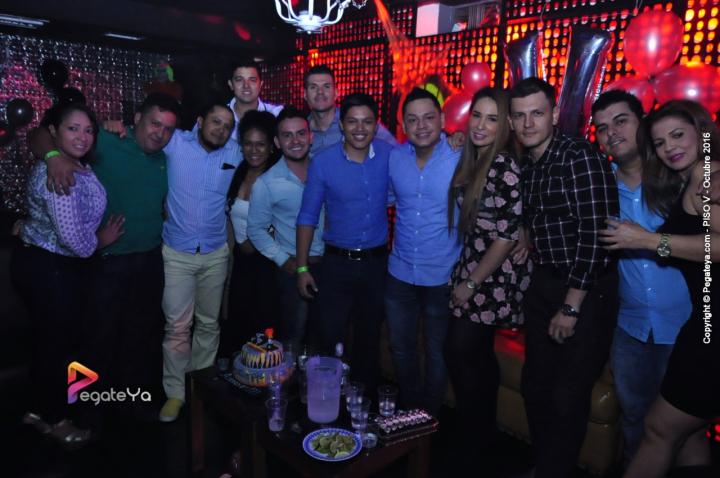 Foto 83 de PISO V - 29 Octubre 2016 en Bar Piso V Bucaramanga, Bucaramanga