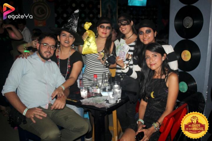 Foto 24 de Mi Dios Se Lo Pague - Hallowen 2016 en Fonda Mi Dios Se Lo Pague, Cali
