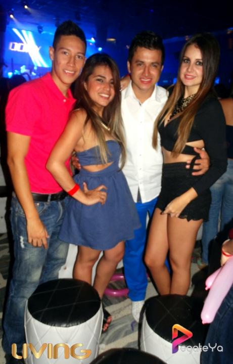 Foto 15 de Living - Abril 25 del 2015 en Living Night Club, Cali