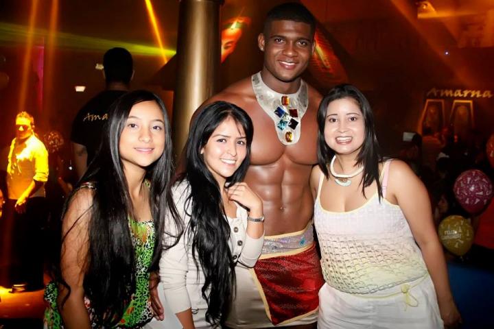 Foto 72 de Discoteca AMARNA- 16 de mayo de 2015 en Discoteca Amarna Medellin, Medellín
