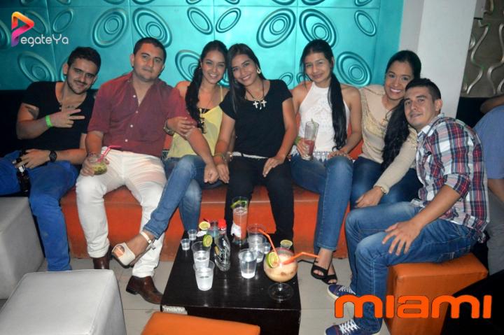 Foto 15 de Miami Bar - 3er FDS Agt 2015 en Miami Bar Cali, Cali