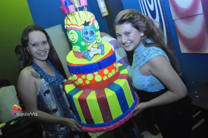Foto 20 de El Manicomio sábado 20 de junio 2015 en Discoteca El Manicomio Bucaramanga, Bucaramanga