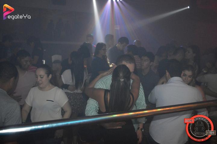 Foto 16 de Ampm Bar - 5TO Fds Abril 2016 en Am / PM Bar - Cali, Cali