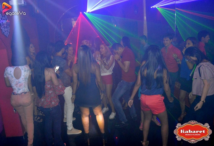 Foto 18 de Kabaret Bar - 3er Fds Agosto 2017 en Kabaret - Granada, Cali