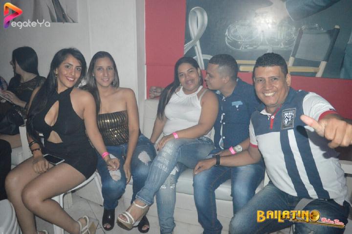 Foto 49 de Bailatino - 3er Fds Dic. 2016 en Bailatino - Bar, Cali