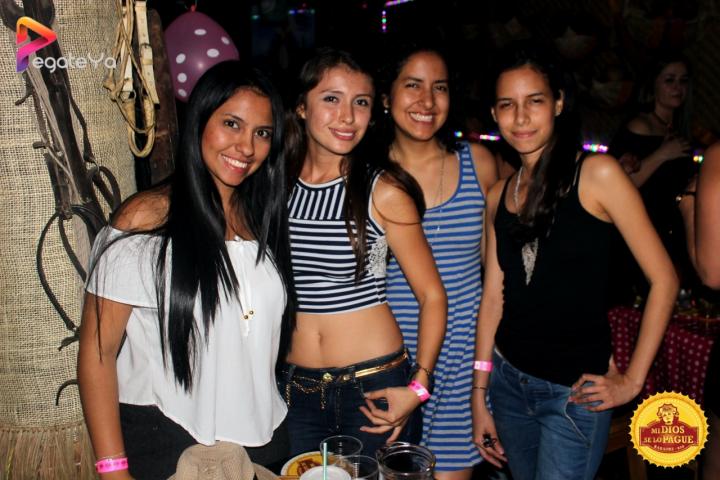 Foto 35 de Mi Dios Se Lo Pague - Feria 2015 en Fonda Mi Dios Se Lo Pague, Cali