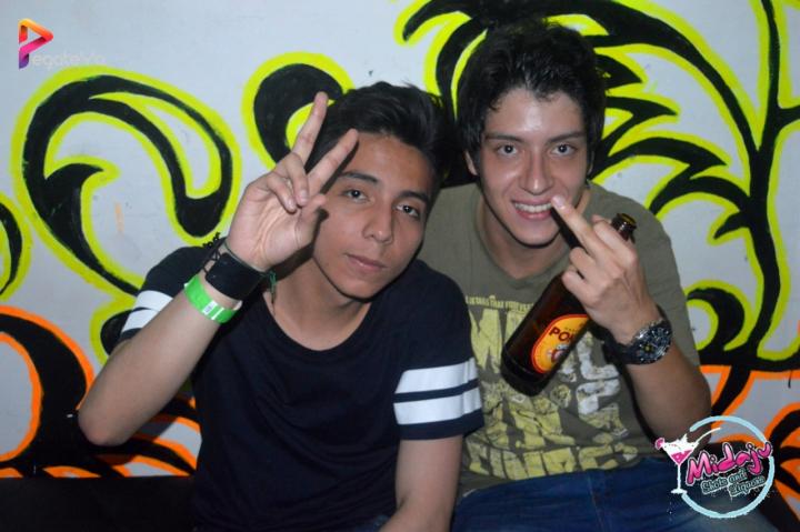 Foto 19 de Midaju - Feria 2015 en Midaju Bar