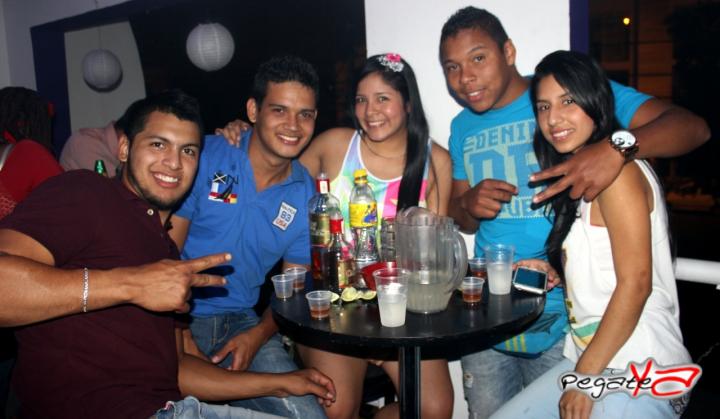 Foto 26 de Ahma Bar - Dic 6 y 13 del 2014 en Ahma Cali, Cali
