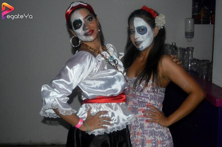 Foto 18 de Ahma Bar - Halloween 2015 en Ahma Cali, Cali