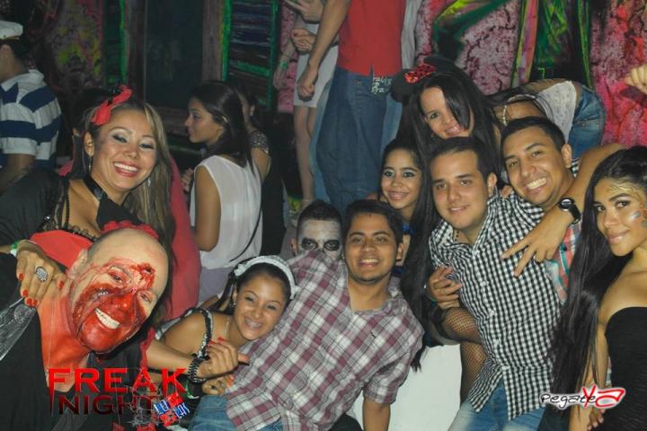 Foto 437 de Lolas - Halloween 2014 en Lolas Club Menga Cali, Cali