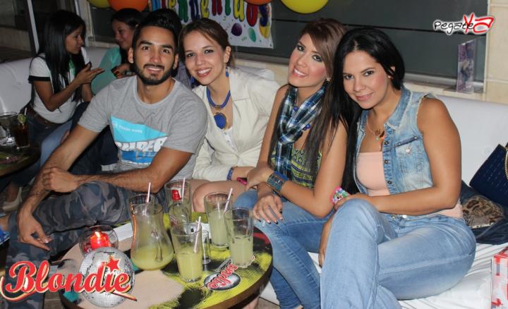 Foto 4 de Blondie - Viernes 14 de Nov 2014 en Blondie Bar Cali, Cali