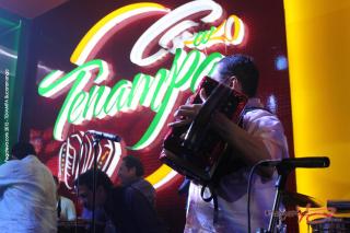 Foto 38 de Discoteca Tenampa Inauguracion en DiscotecaTenampa Cacique, Bucaramanga