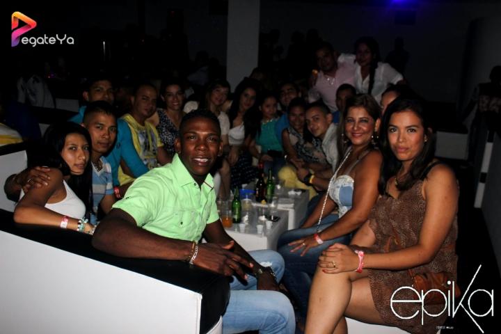 Foto 32 de Epika - Amor y Amistad 2015 en Epika Night Club, Cali