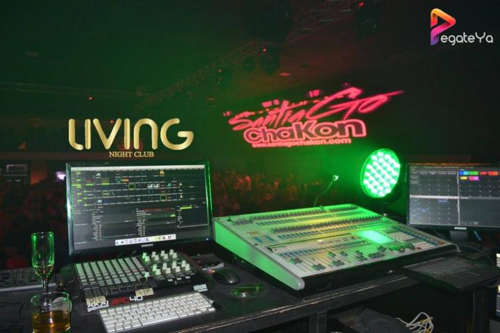 Foto 4 de Living Night Club - 5To fds Abril 2016 en Living Night Club, Cali