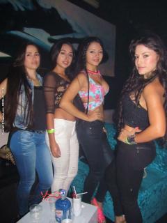 Foto 18 de Club karma 14 de abril de 2014 en Discoteca Karma Medellin, Medellín