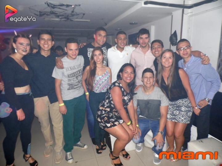 Foto 60 de Miami - Halloween 2015 en Miami Bar Cali, Cali