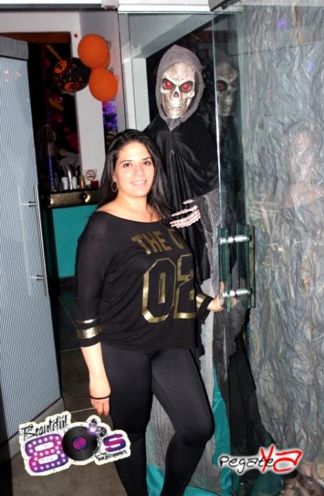 Foto 34 de Beautiful 80`s - Halloween 2014 en Beautiful 80`s Cali, Cali