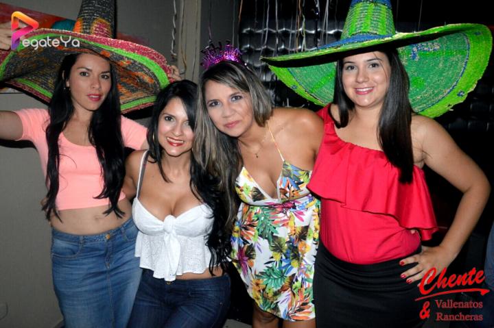 Foto 16 de Chente - 1er FDS Nov. 2015 en CHENTE Vallenatos y Rancheras, Cali
