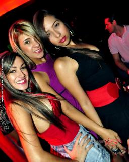Foto 3 de AQUA DISCOTECA jueves 30 agosto 2012 en Discoteca Aqua Medellin, Medellín