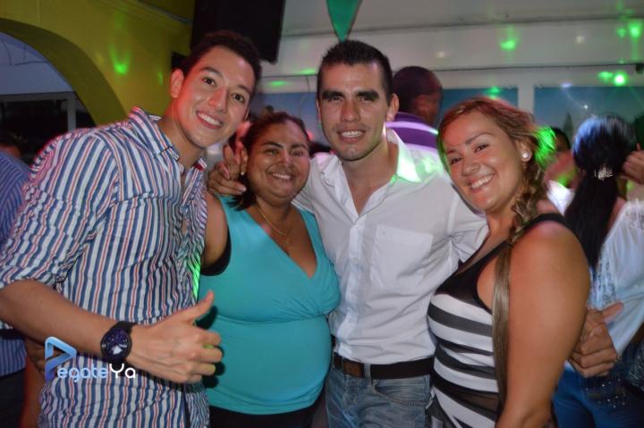 Foto 25 de Discoteca New York 28 de febrero de 2015 en Discoteca New York Bucaramanga, Bucaramanga