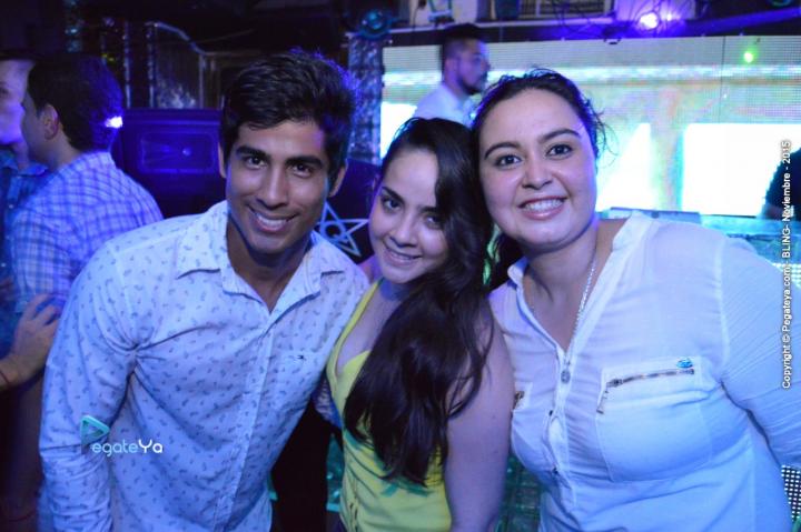 Foto 52 de BLING - sabado 28 Nov 2015 en Bar Bling Bucaramanga, Bucaramanga