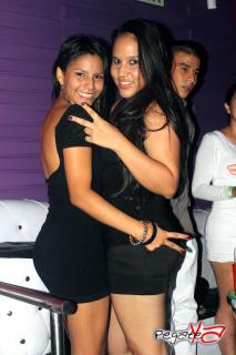 Foto 26 de Junio 29 del 2013 en Living Night Club, Cali
